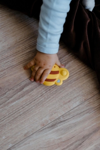 Sensory and fine motor development from the very first days