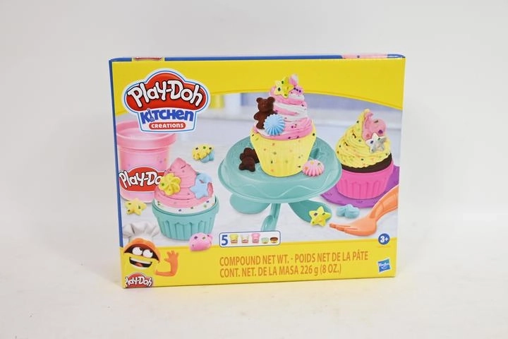 Play-Doh Kitchen Creations комплект за изработване на кексчета