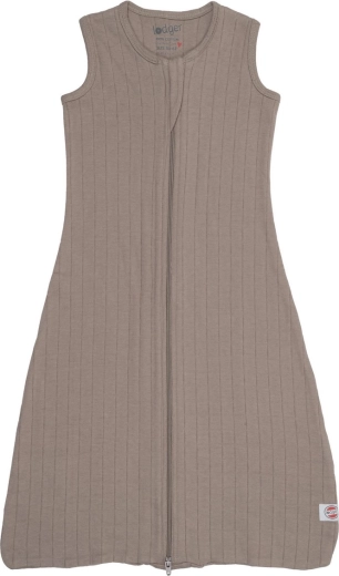 Full-length zipper for easy dressing