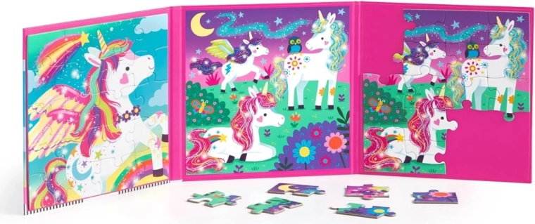 Magnetic pieces for comfortable puzzling