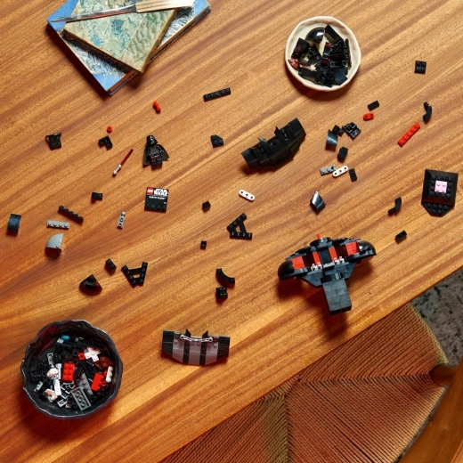 Сглобяване с приложението LEGO Builder