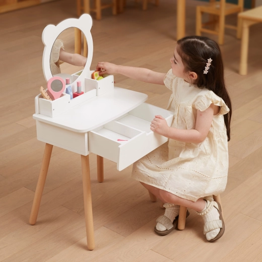 Stable wooden vanity with mirror and drawer