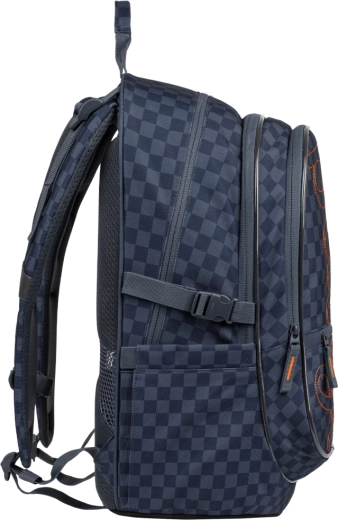Smart organization with 15" laptop pocket