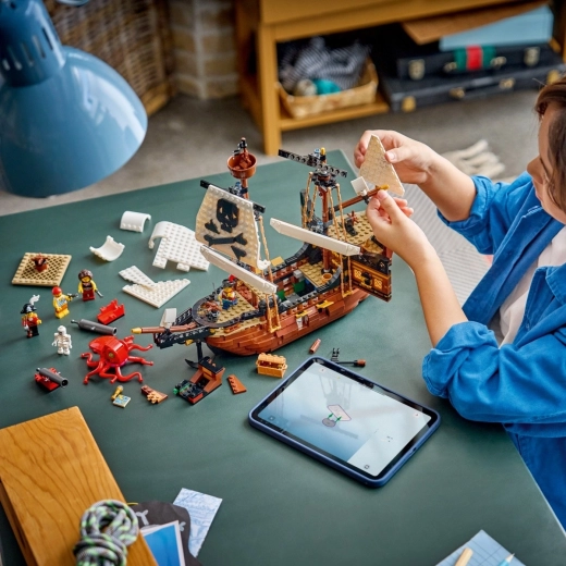 Прегледно строене с приложението LEGO Builder