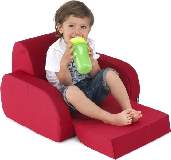 3 positions thanks to fold-down backrest and footrest