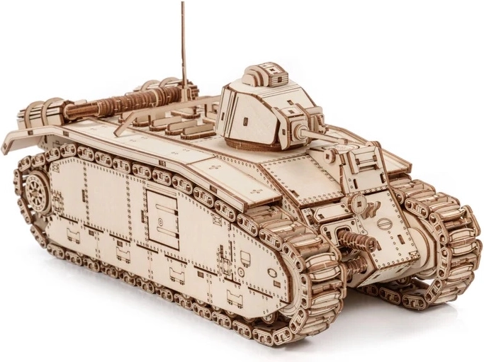 Детайлен модел на танка Char B1