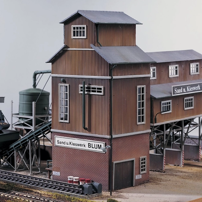 Piko Authentic Edition E. Blum Sandpit Sorting Tower H0 Kit