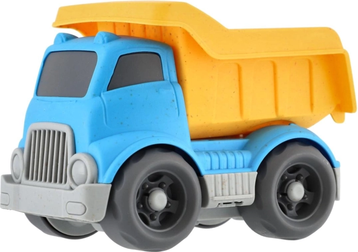 Compact dimensions suitable for travel