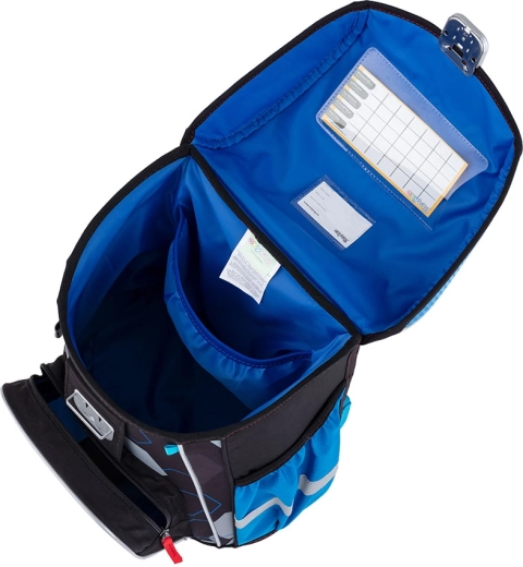 Подреден интериор и здраво дъно