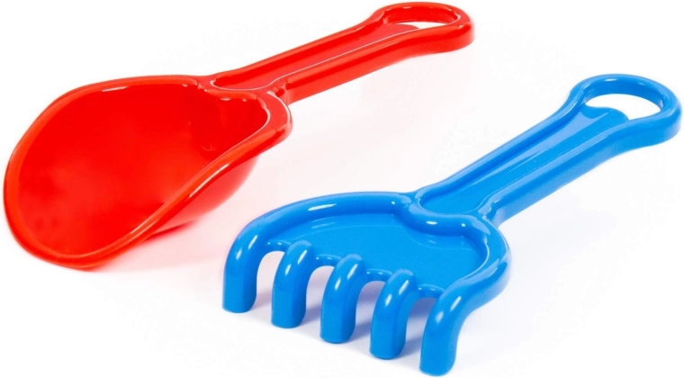 Suitable for the sandpit, garden, and by the water