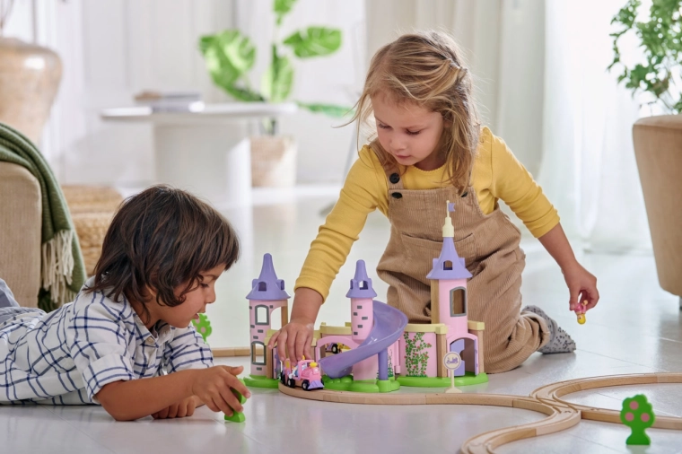 Play together or independently