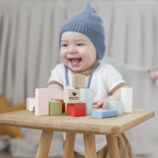 Developing motor skills and imagination