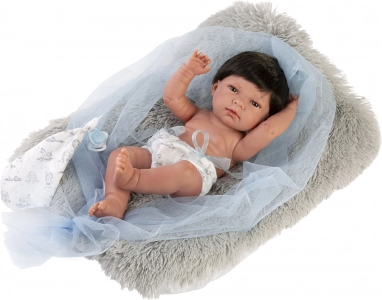 Реалистична бебешка кукла Llorens New Born – момченце с изцяло винилово тяло 40 см