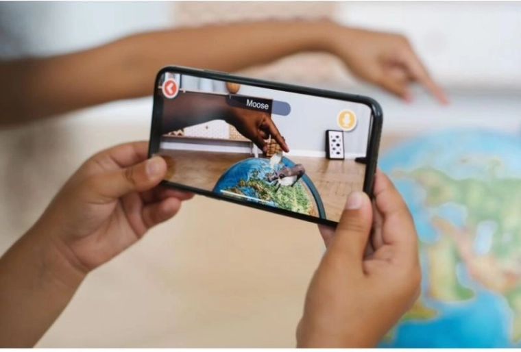 Добавена реалност с приложението IQ GLOBE