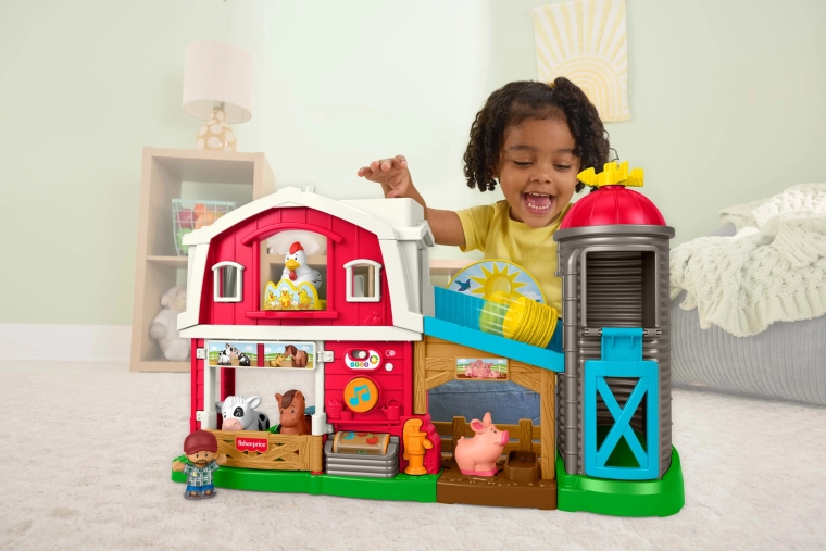 Двуетажен плевник със силоз и рампа