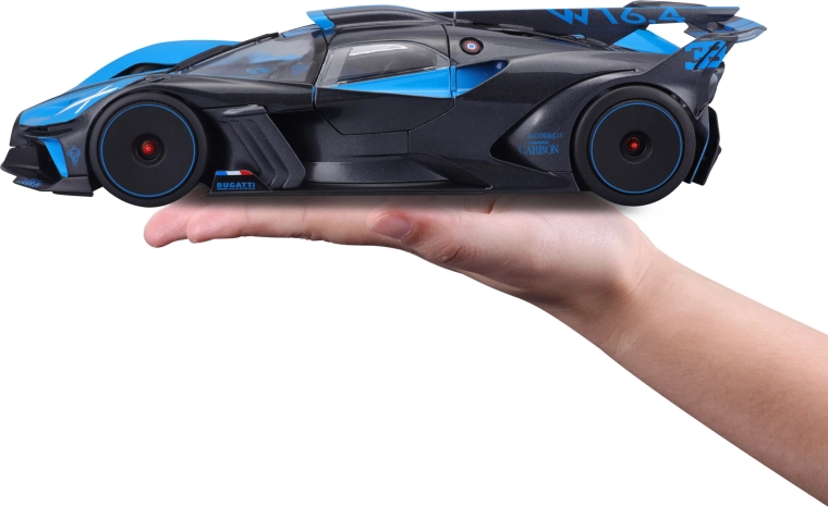 Precise 1:18 scale detailing