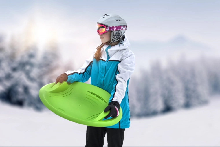 Lightweight saucer for children and adults
