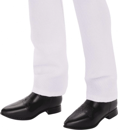 Детайлно изработени обувки