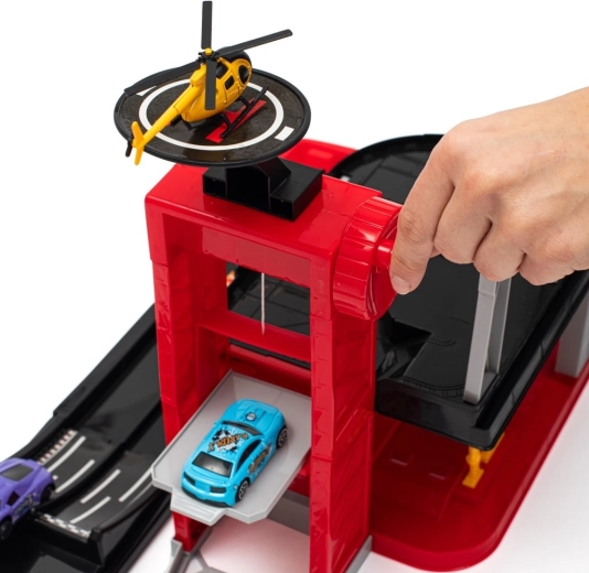 Функционален асансьор за коли и екшън