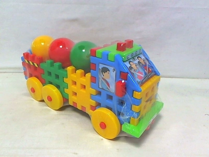 Inflatable Block Building Set – Truck with Balls