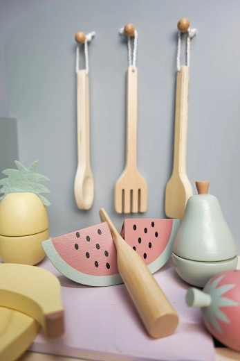 A practical bag and an ideal addition to a play kitchen
