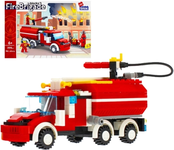 Firefighter building set with accessories – fire truck 299 pieces (6+)