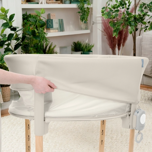 Breathable walls and convenient supervision