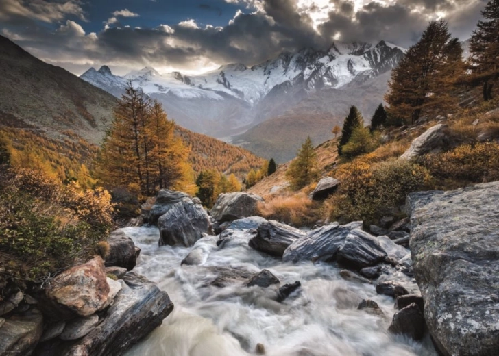 Puzzle Mountain Stream in Switzerland 1000 Pieces