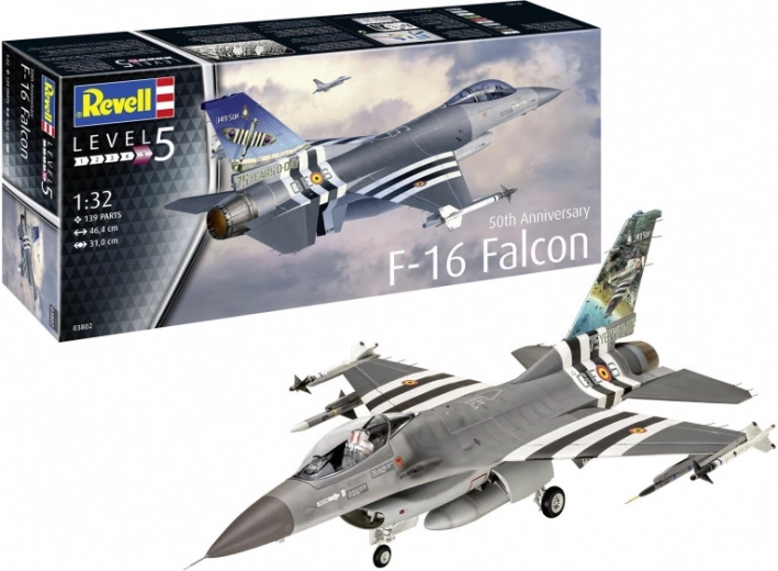 Пластмасов модел на самолет 50th Anniversary F-16 Falcon 1/32