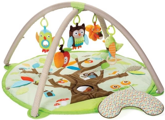 SKIP HOP игрална постелка с арка Treetop Friends, 5 играчки и възглавничка