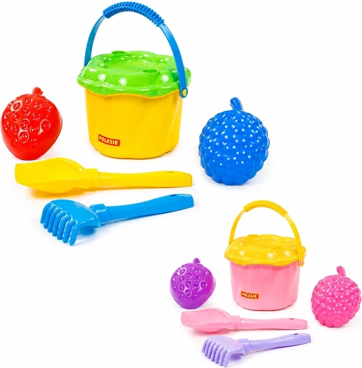 Children’s sand play set with bucket and sieve (6 pieces)