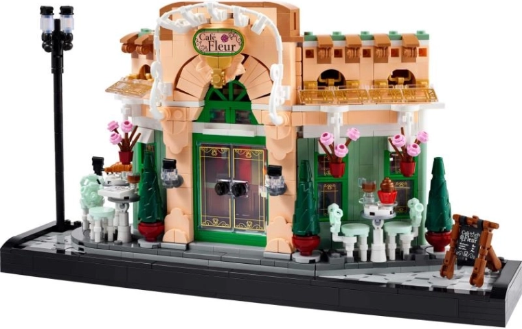 LEGO Icons Френско кафене