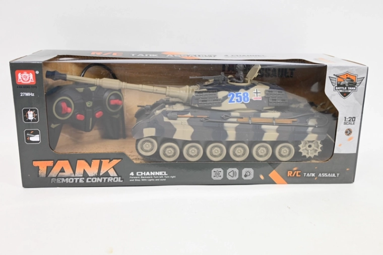 Remote Controlled Tank with Light and Sound