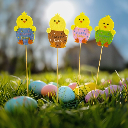 Easter plant pick with a chick, 4 designs, 6 × 9 cm - 1 piece