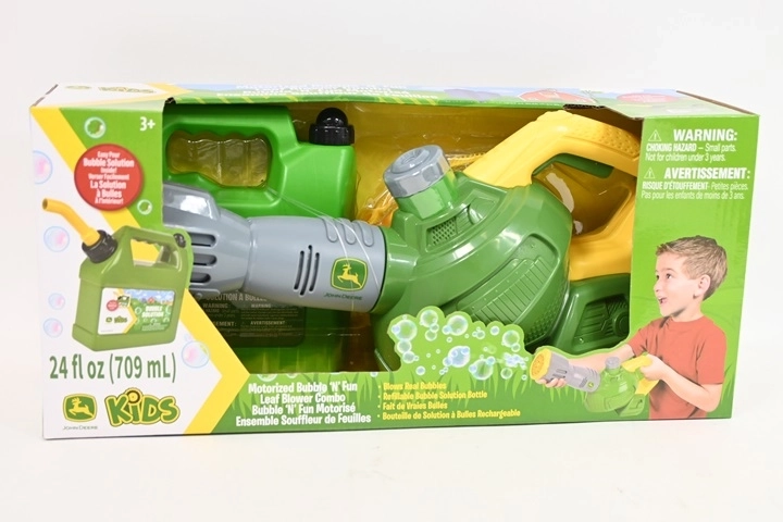 TOMY John Deere детска духалка за листа с машина за сапунени балончета