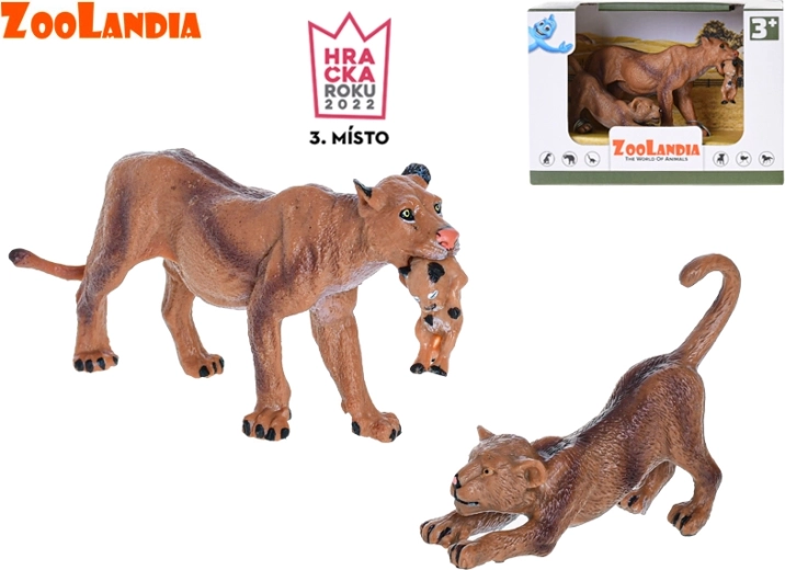Zoolandia lioness with cubs – plastic zoo figures