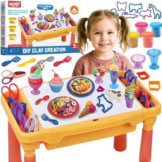Woopie креативна масичка с моделин, отделения и формички (40 бр.)