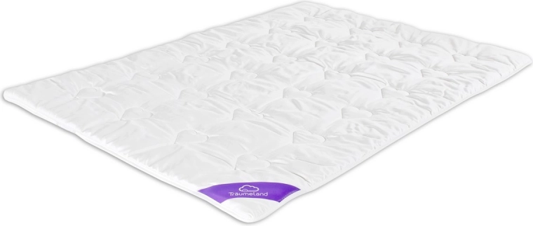 Träumeland all-season duvet Luna 135 × 100 cm