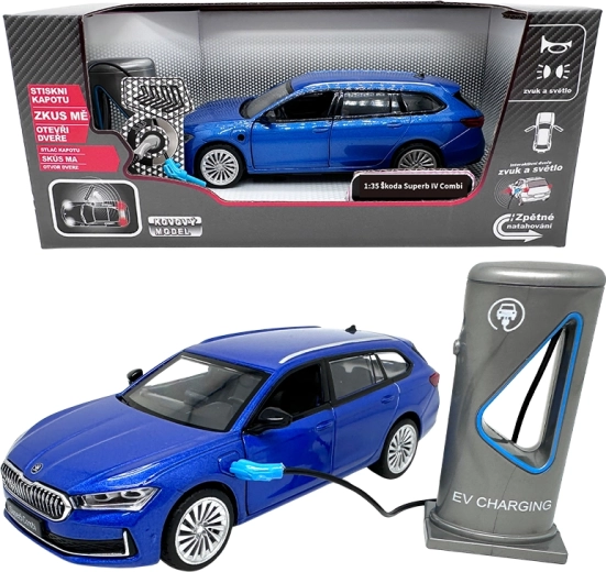 Метален модел Škoda Superb IV Combi със зарядна станция, син 1:35
