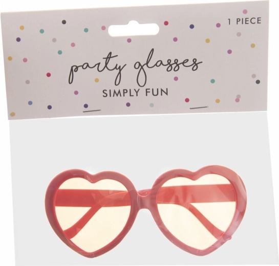 Red heart-shaped party glasses