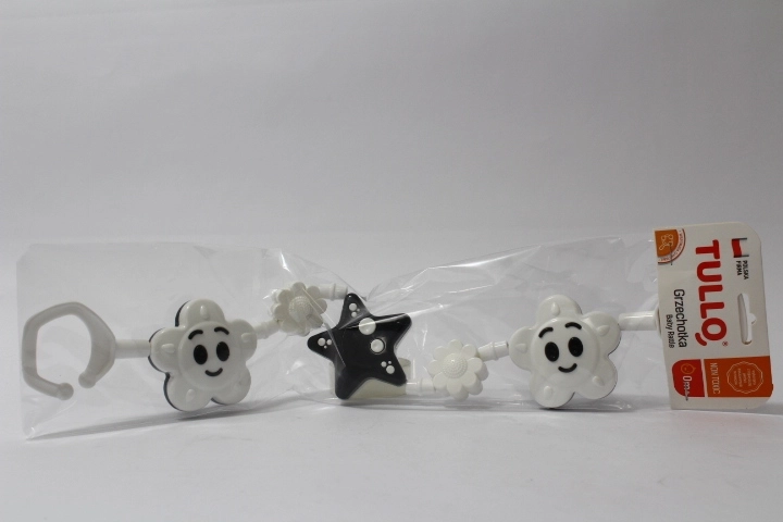 Tullo Stroller Hanging Toy with Flowers and a Star