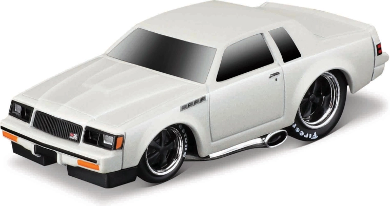 Maisto Muscle Machines Buick GNX 1987 White 1:64