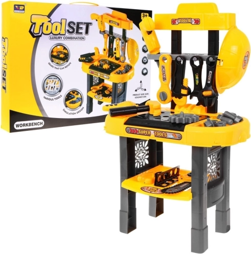 Детска работилница с инструменти