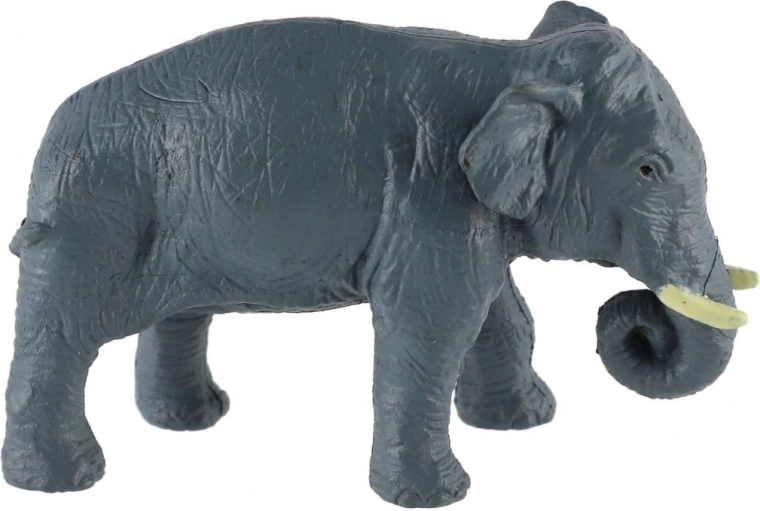 Издръжлива пластмаса и безопасен размер 5–10 см