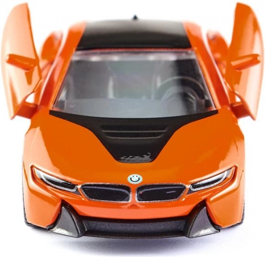 Отварящи се scissor врати като при истинското BMW i8