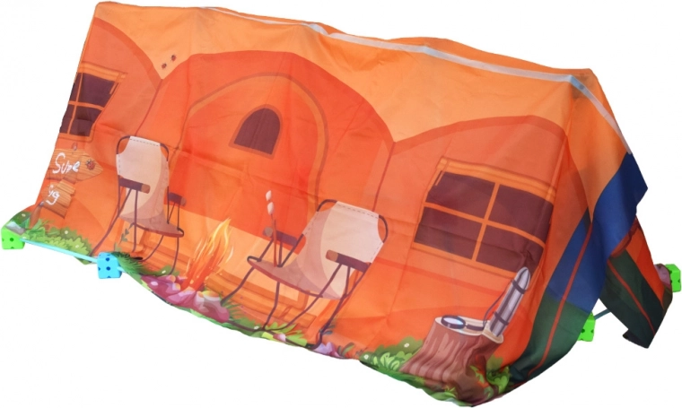 Покривало с принт превръща рамката в палатка