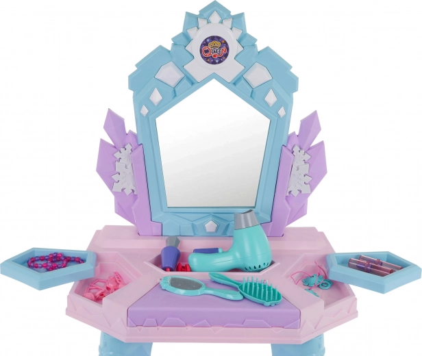 Практични отделения за съхранение и богати аксесоари