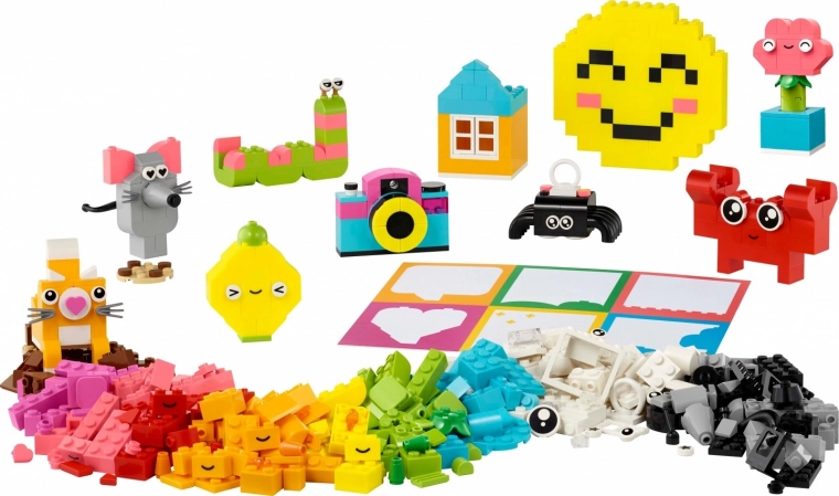 Endless creativity with 680 pieces