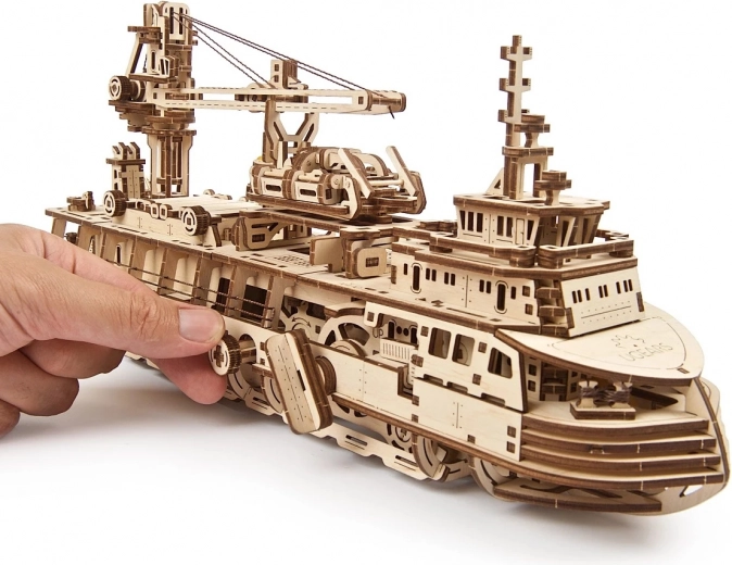 Стабилно движение и богати детайли