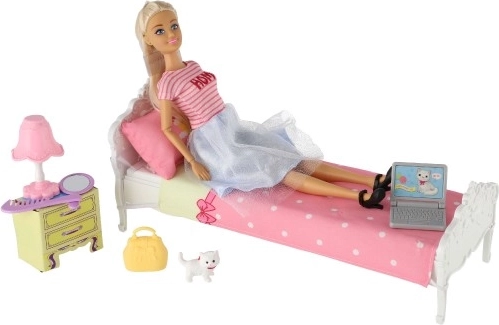 Подпомага въображаемата игра